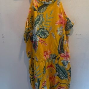 old navy girls romper slightly used good quality